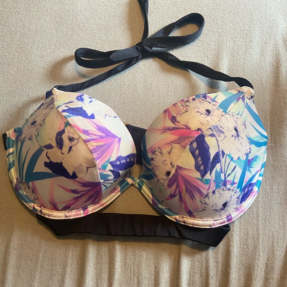 VS bikini top 34DD
